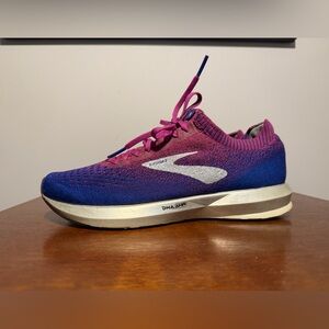 Brooks Levitate 2 Women’s running shoes